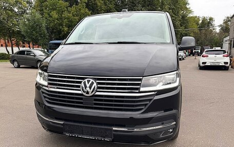 Volkswagen Multivan T6 рестайлинг, 2021 год, 7 350 000 рублей, 7 фотография