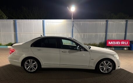 Mercedes-Benz C-Класс, 2011 год, 1 150 000 рублей, 2 фотография