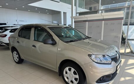 Renault Logan II, 2018 год, 999 900 рублей, 1 фотография