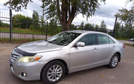 Toyota Camry, 2009 год, 890 000 рублей, 1 фотография