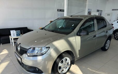 Renault Logan II, 2018 год, 999 900 рублей, 2 фотография
