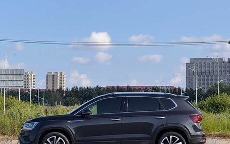 Volkswagen Tharu, 2023 год, 1 910 000 рублей, 9 фотография