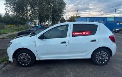 Renault Sandero II рестайлинг, 2017 год, 449 000 рублей, 1 фотография