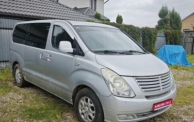 Hyundai Grand Starex Grand Starex I рестайлинг 2, 2007 год, 900 000 рублей, 1 фотография
