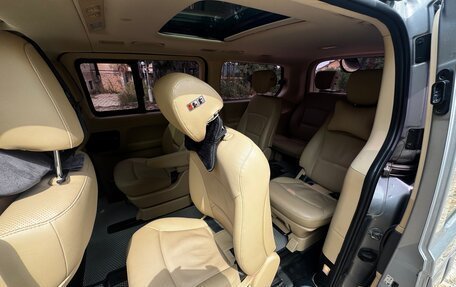 Hyundai Grand Starex Grand Starex I рестайлинг 2, 2019 год, 4 100 000 рублей, 14 фотография