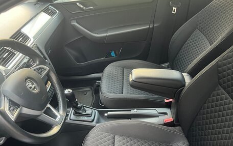 Skoda Rapid I, 2016 год, 1 380 000 рублей, 6 фотография