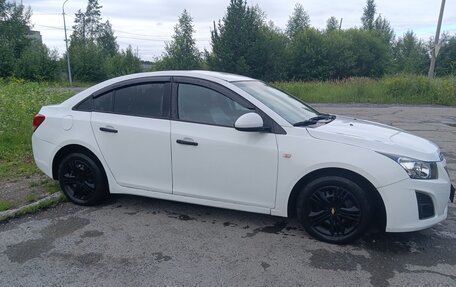 Chevrolet Cruze II, 2013 год, 500 000 рублей, 2 фотография