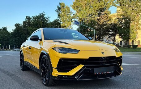 Lamborghini Urus I, 2023 год, 29 000 000 рублей, 3 фотография