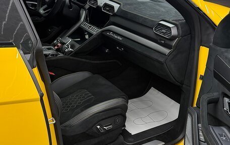 Lamborghini Urus I, 2023 год, 29 000 000 рублей, 18 фотография