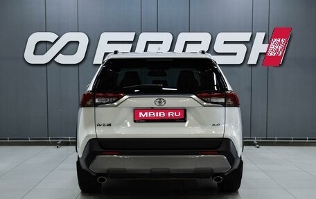 Toyota RAV4, 2020 год, 3 300 000 рублей, 22 фотография