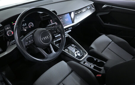 Audi A3, 2021 год, 2 890 000 рублей, 7 фотография