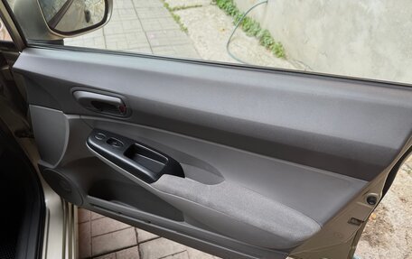 Honda Civic VIII, 2007 год, 750 000 рублей, 29 фотография