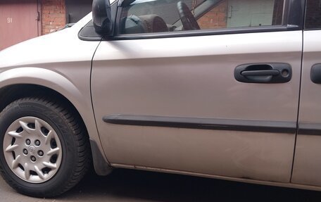 Chrysler Voyager IV, 2001 год, 275 000 рублей, 5 фотография