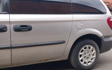 Chrysler Voyager IV, 2001 год, 275 000 рублей, 6 фотография