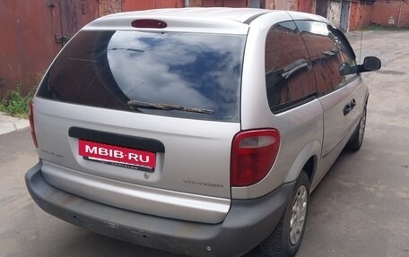 Chrysler Voyager IV, 2001 год, 275 000 рублей, 10 фотография