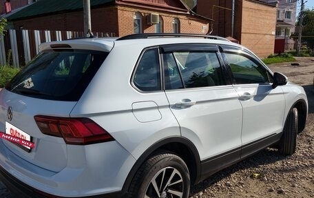 Volkswagen Tiguan II, 2019 год, 2 450 000 рублей, 3 фотография