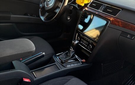 Skoda Superb III рестайлинг, 2013 год, 1 325 000 рублей, 10 фотография