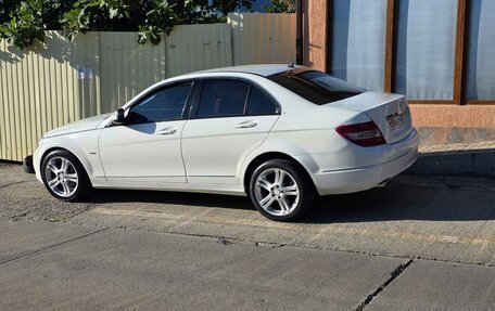 Mercedes-Benz C-Класс, 2008 год, 800 000 рублей, 3 фотография