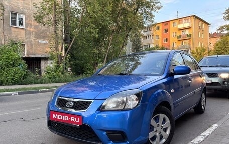 KIA Rio II, 2011 год, 600 000 рублей, 2 фотография