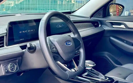 Ford Escort, 2021 год, 1 000 000 рублей, 8 фотография