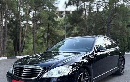 Mercedes-Benz S-Класс, 2006 год, 1 150 000 рублей, 1 фотография