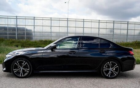 BMW 3 серия, 2023 год, 2 650 000 рублей, 10 фотография