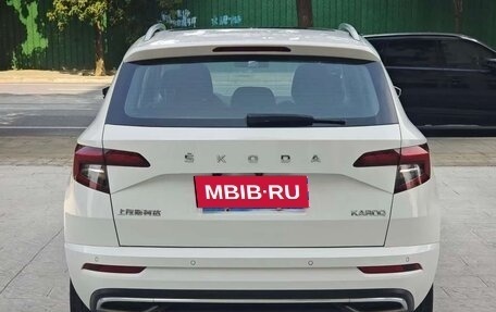 Skoda Karoq I, 2022 год, 1 527 000 рублей, 5 фотография