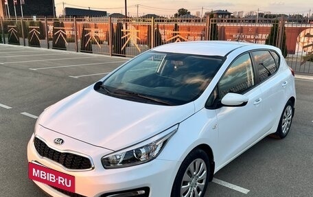 KIA cee'd III, 2015 год, 1 050 000 рублей, 2 фотография