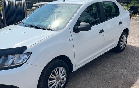 Renault Logan II, 2017 год, 680 000 рублей, 8 фотография