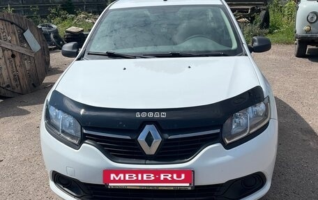 Renault Logan II, 2017 год, 680 000 рублей, 10 фотография