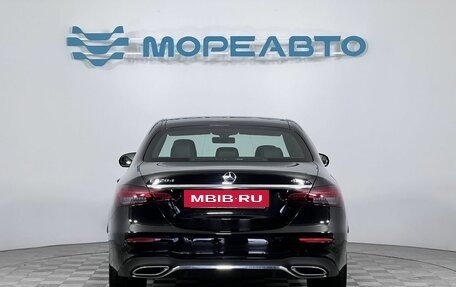Mercedes-Benz E-Класс, 2021 год, 3 800 000 рублей, 6 фотография