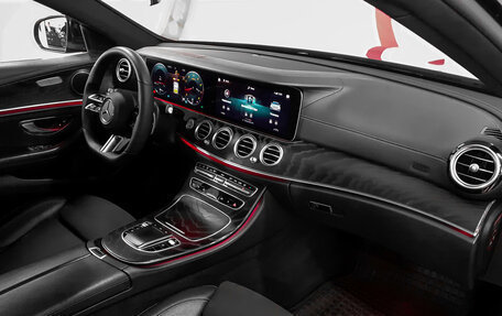 Mercedes-Benz E-Класс, 2021 год, 3 241 000 рублей, 9 фотография