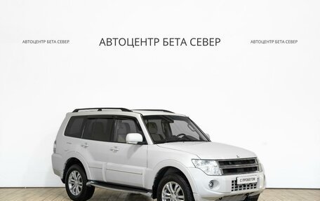 Mitsubishi Pajero IV, 2014 год, 2 193 000 рублей, 2 фотография
