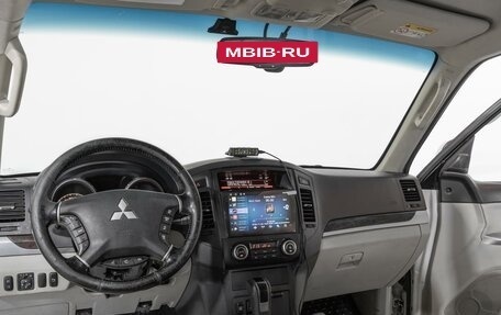 Mitsubishi Pajero IV, 2014 год, 2 193 000 рублей, 6 фотография