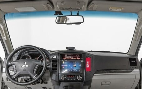 Mitsubishi Pajero IV, 2014 год, 2 193 000 рублей, 8 фотография