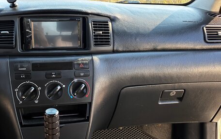 Toyota Corolla, 2005 год, 450 000 рублей, 22 фотография