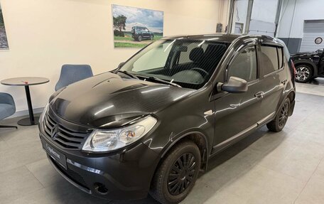 Renault Sandero I, 2012 год, 549 000 рублей, 1 фотография