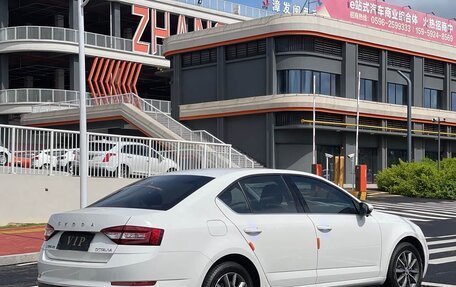 Skoda Octavia, 2022 год, 1 375 000 рублей, 6 фотография