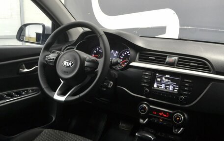 KIA Rio IV, 2018 год, 1 299 900 рублей, 9 фотография