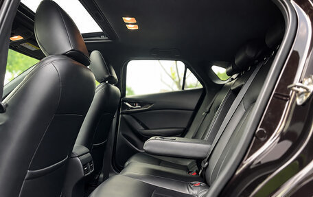 Mazda CX-4, 2023 год, 1 950 000 рублей, 18 фотография
