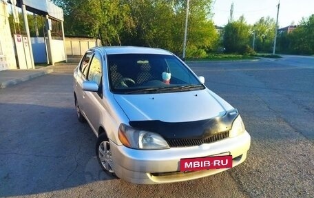 Toyota Platz, 2000 год, 330 000 рублей, 2 фотография