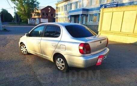 Toyota Platz, 2000 год, 330 000 рублей, 10 фотография