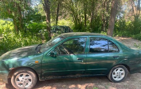 Nissan Almera, 1997 год, 120 000 рублей, 2 фотография