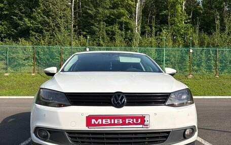 Volkswagen Jetta VI, 2014 год, 880 000 рублей, 12 фотография
