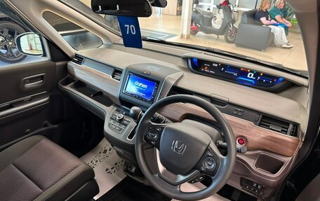 Honda Freed II, 2019 год, 1 749 999 рублей, 11 фотография