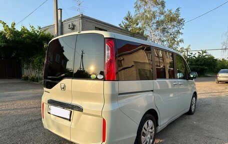 Honda Stepwgn IV, 2016 год, 1 355 000 рублей, 7 фотография