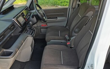 Honda Stepwgn IV, 2016 год, 1 355 000 рублей, 11 фотография