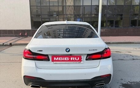BMW 5 серия, 2022 год, 6 350 000 рублей, 4 фотография