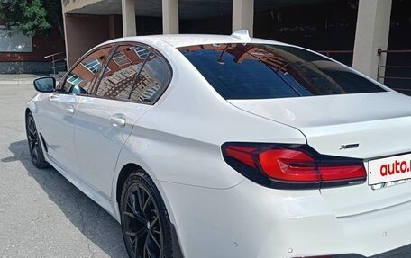 BMW 5 серия, 2022 год, 6 350 000 рублей, 16 фотография