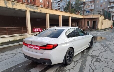 BMW 5 серия, 2022 год, 6 350 000 рублей, 12 фотография